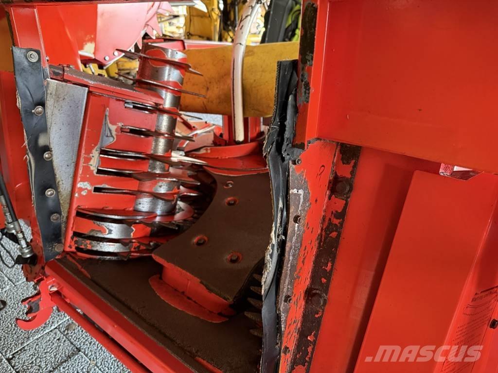 Kemper 345. Champion علافات ذاتية الدفع