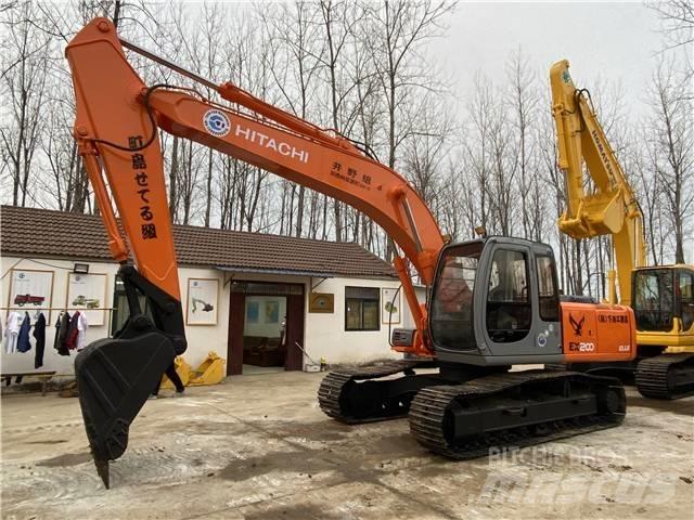 Hitachi EX 200-5 حفارات زحافة