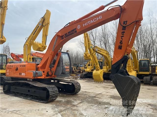 Hitachi EX 200-5 حفارات زحافة