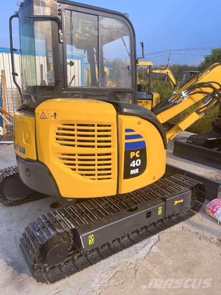 Komatsu PC 40 MR حفارات صغيرة أقل من 7 طن (حفارات صغيرة)