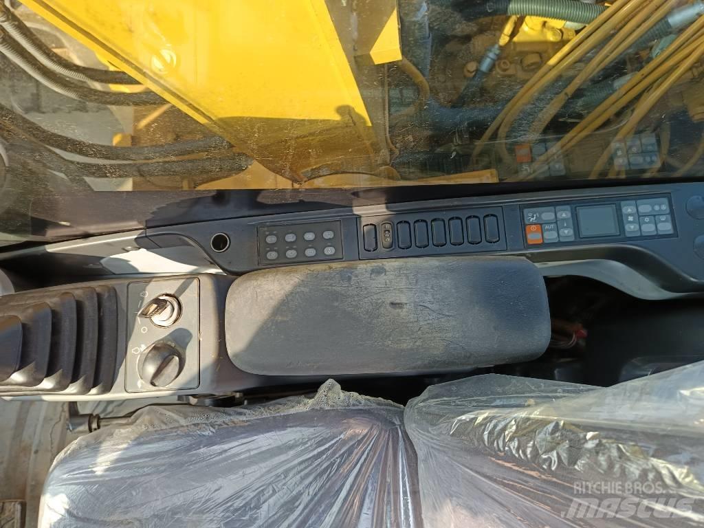 CAT 312 D2 حفارات زحافة