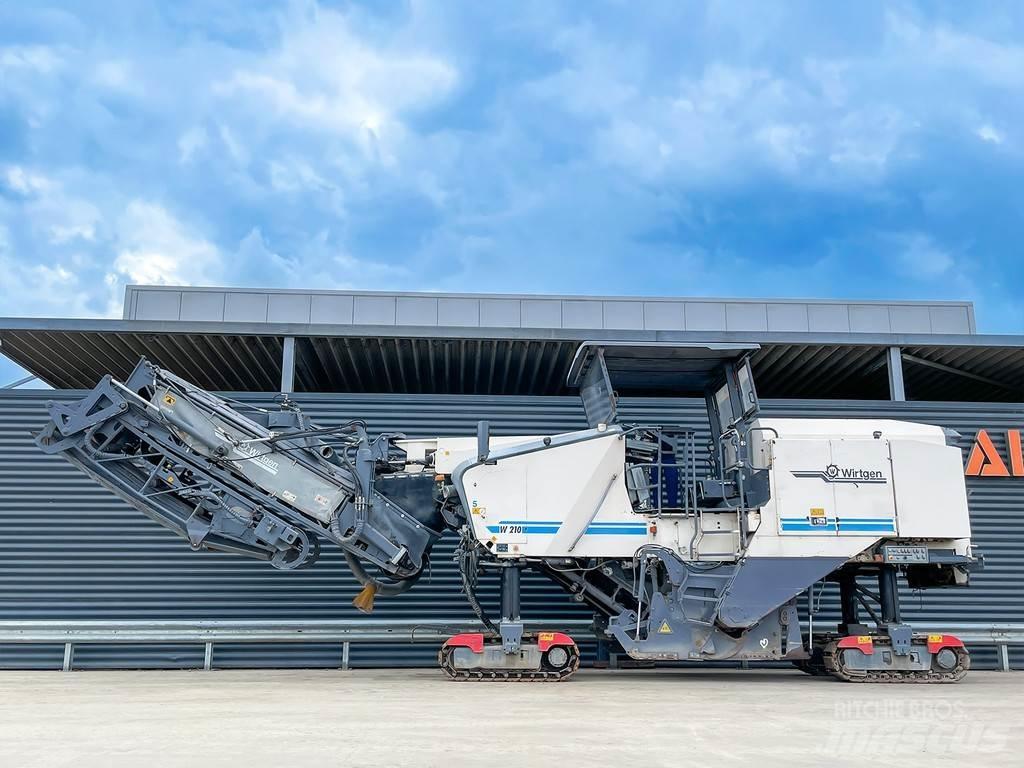 Wirtgen W 210 ماكينات الكشط البارد للأسفلت