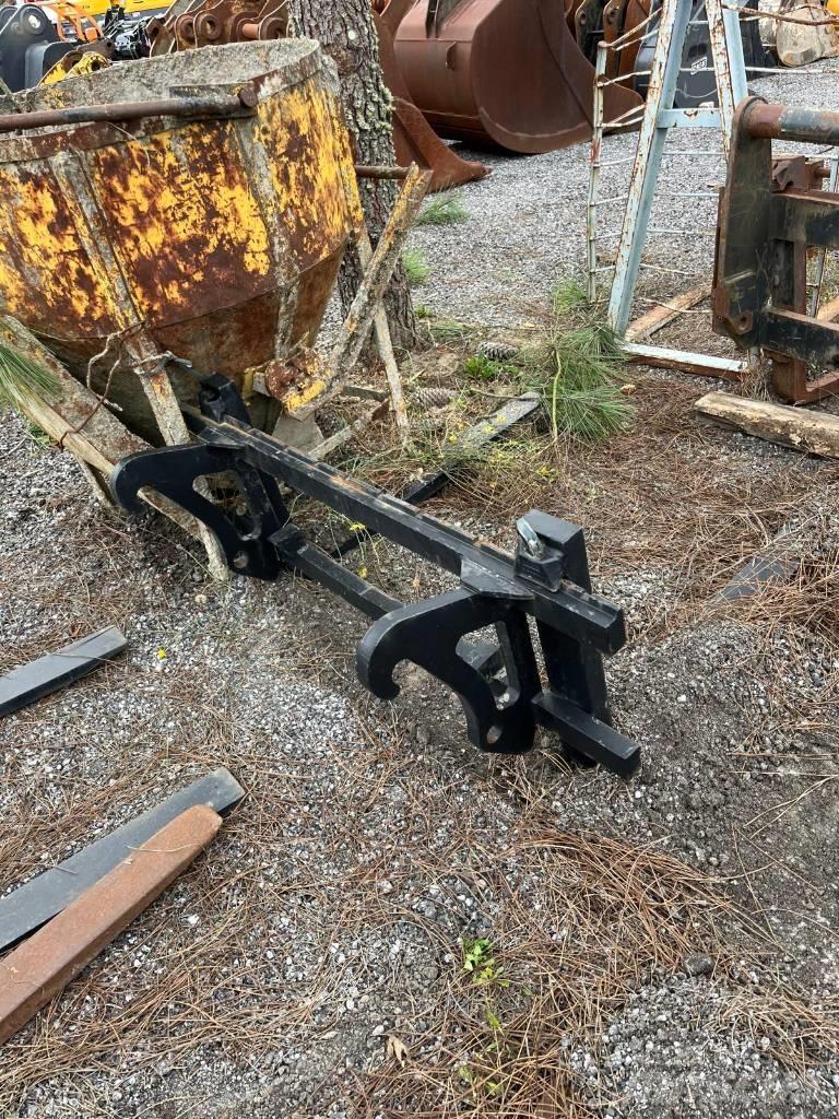 Volvo L 30, L25, L28 لوادر بعجل