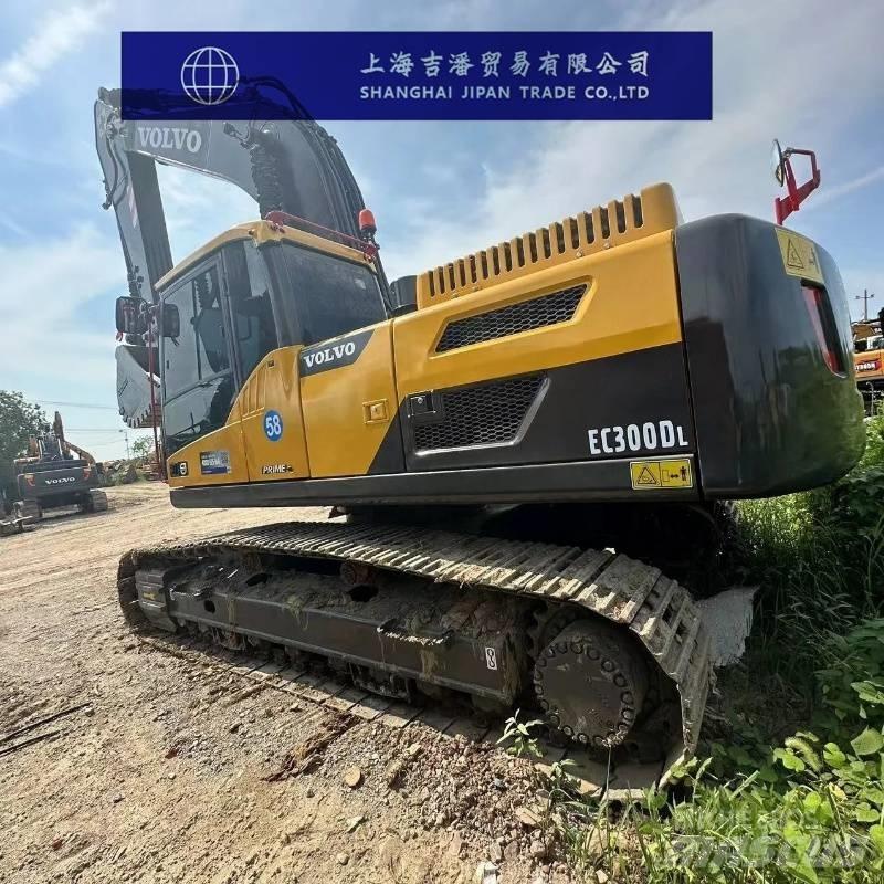 Volvo EC 300 حفارات زحافة