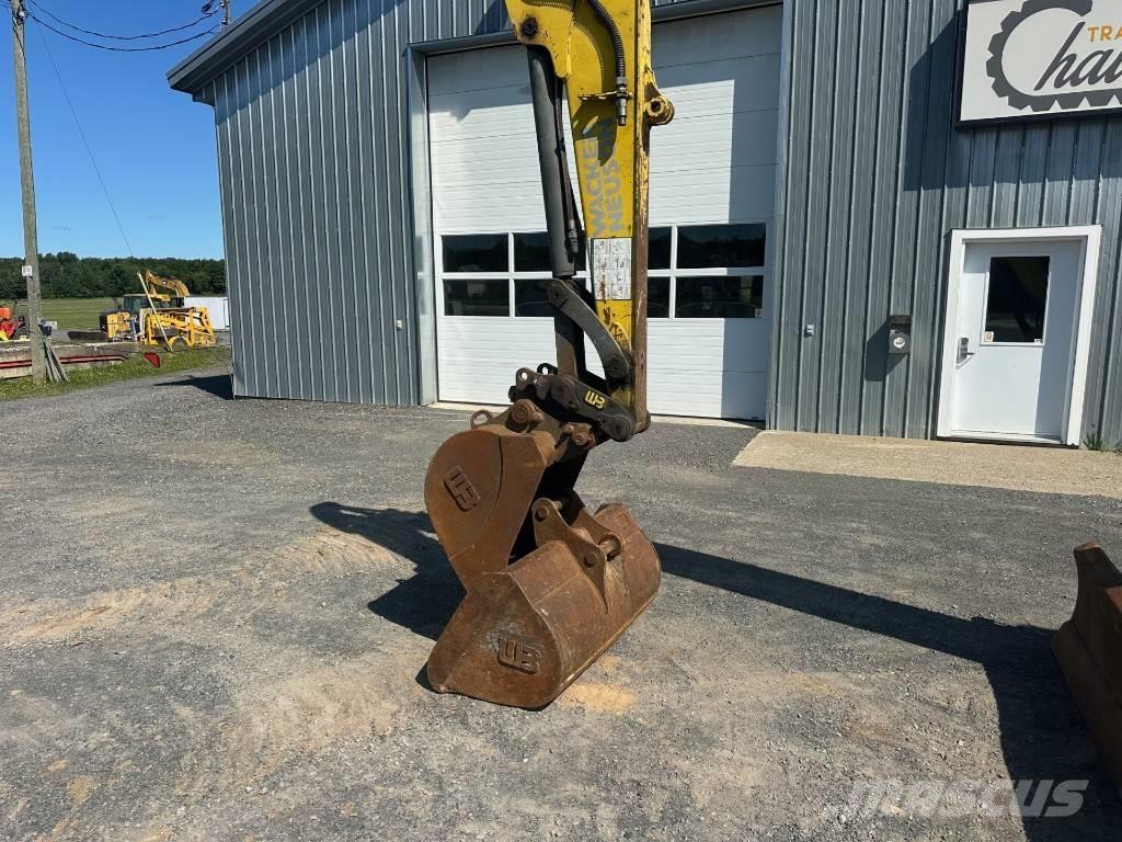 Wacker Neuson 8003 حفارات زحافة