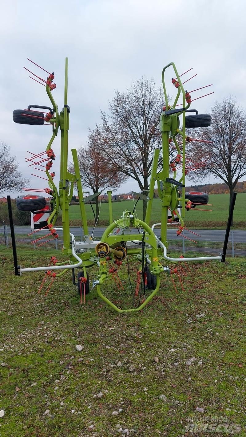 CLAAS Volto 700 مكابس وميبسات التبن