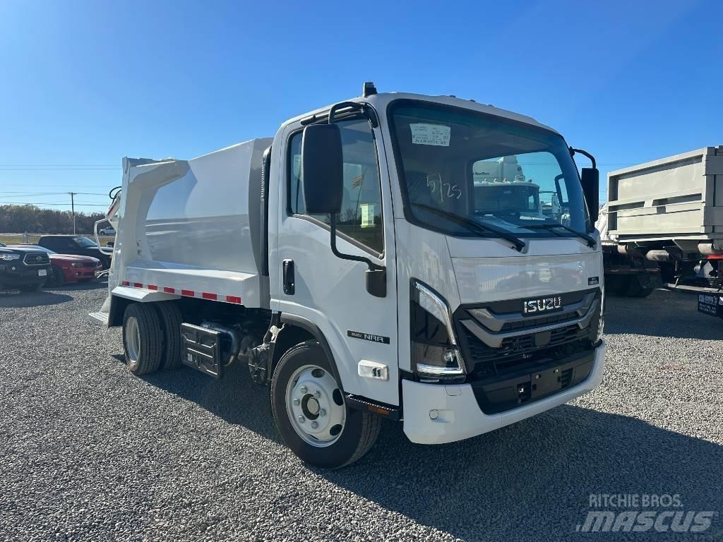 Isuzu NRR شاحنات المخلفات