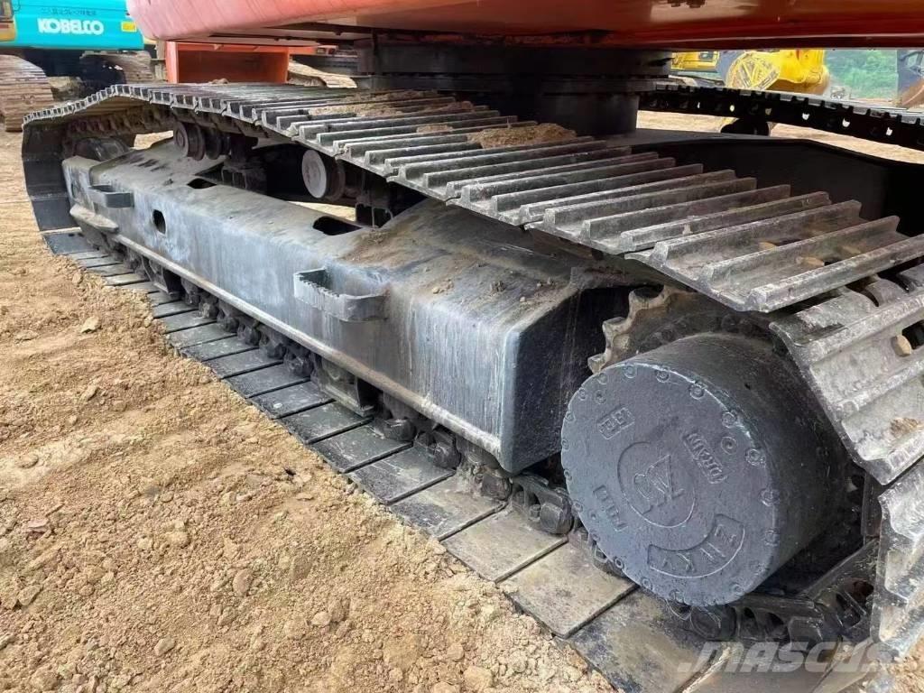 Doosan 225-7 حفارات زحافة