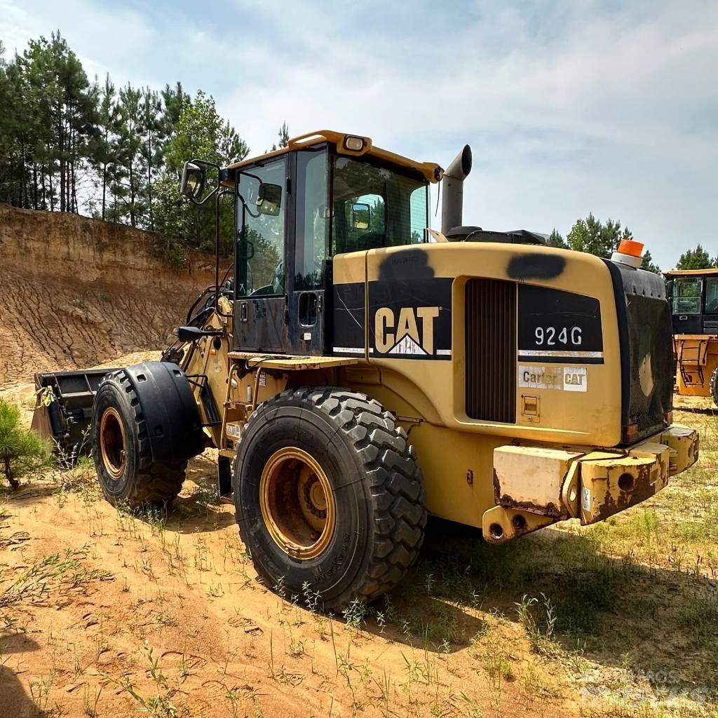CAT 924 G HL لوادر بعجل