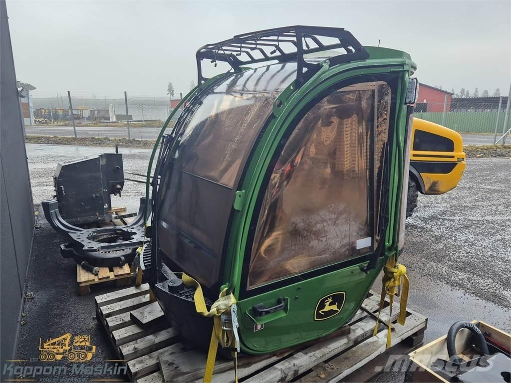 John Deere 1270G كابينة والداخلية