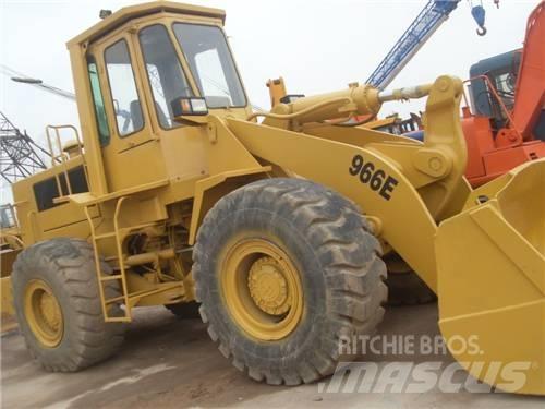 CAT 966 E لوادر بعجل