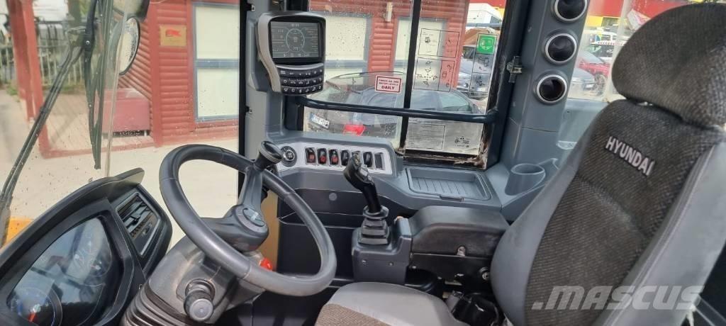 Hyundai HL 955 لوادر بعجل