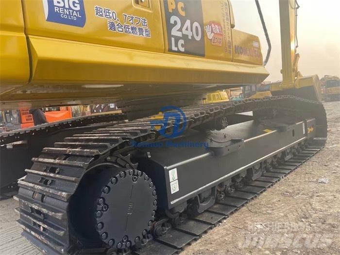 Komatsu PC 240 -8 حفارات زحافة