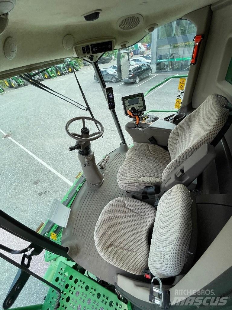 John Deere T670 i حصادات