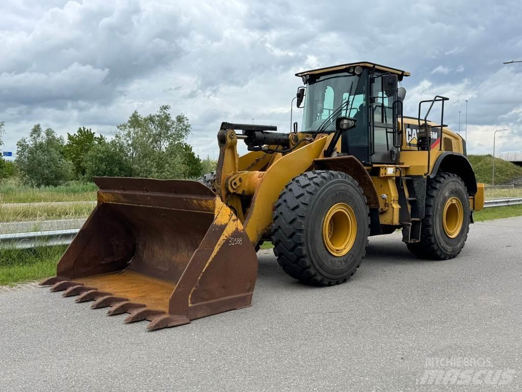 CAT 966M XE لوادر بعجل