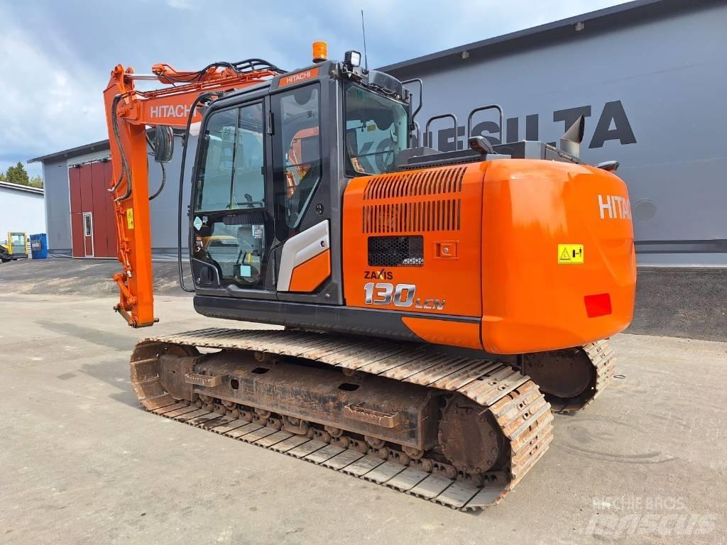 Hitachi ZX130LCN-7 حفارات زحافة