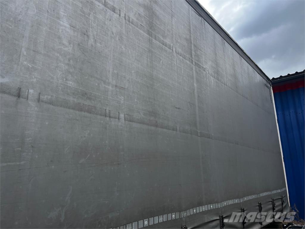 Krone SD شاحنات مسطحة/مفصلية الجوانب