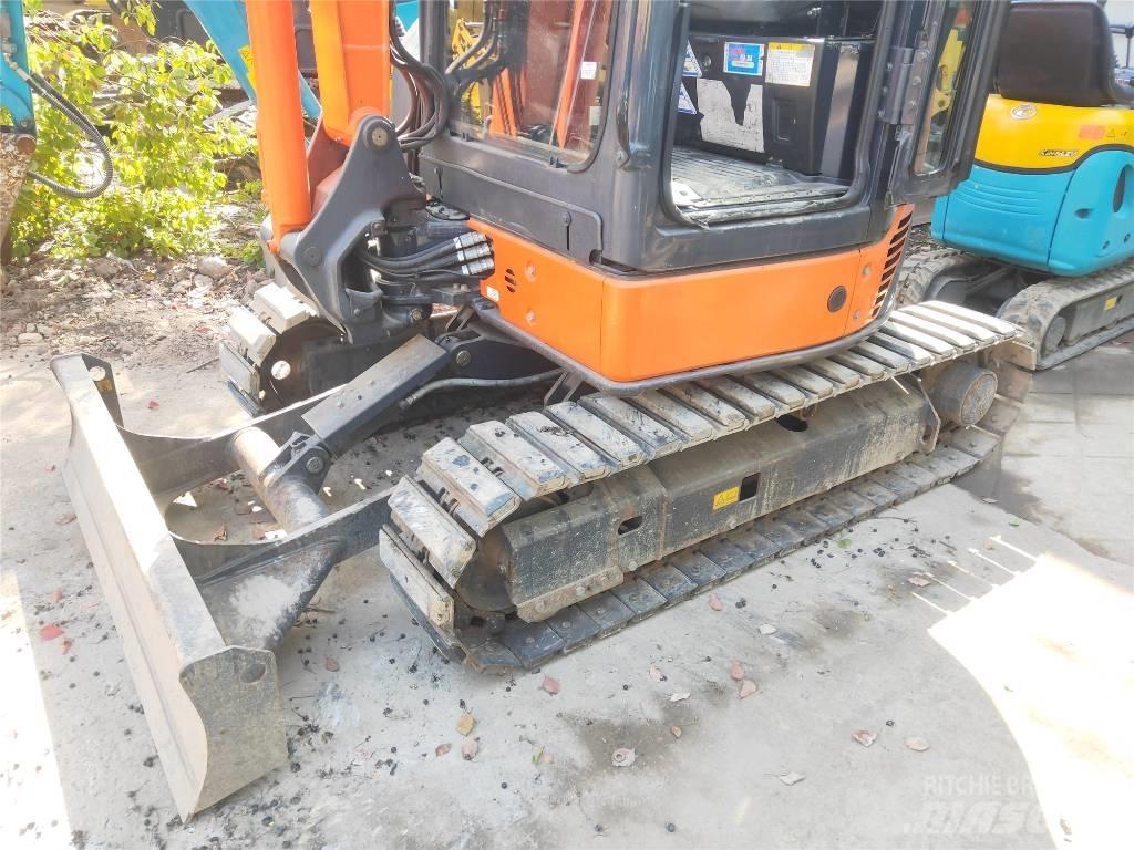 Hitachi ZX 30 U حفارات صغيرة أقل من 7 طن (حفارات صغيرة)