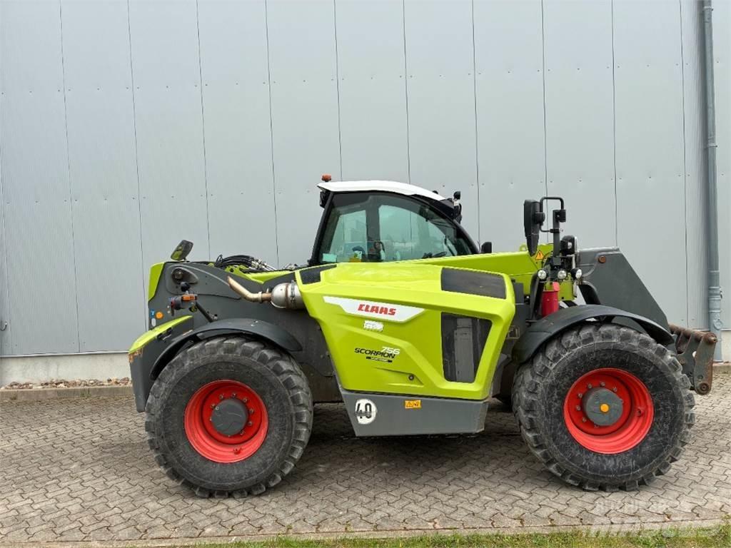 CLAAS Scorpion 756 مناولات متداخلة