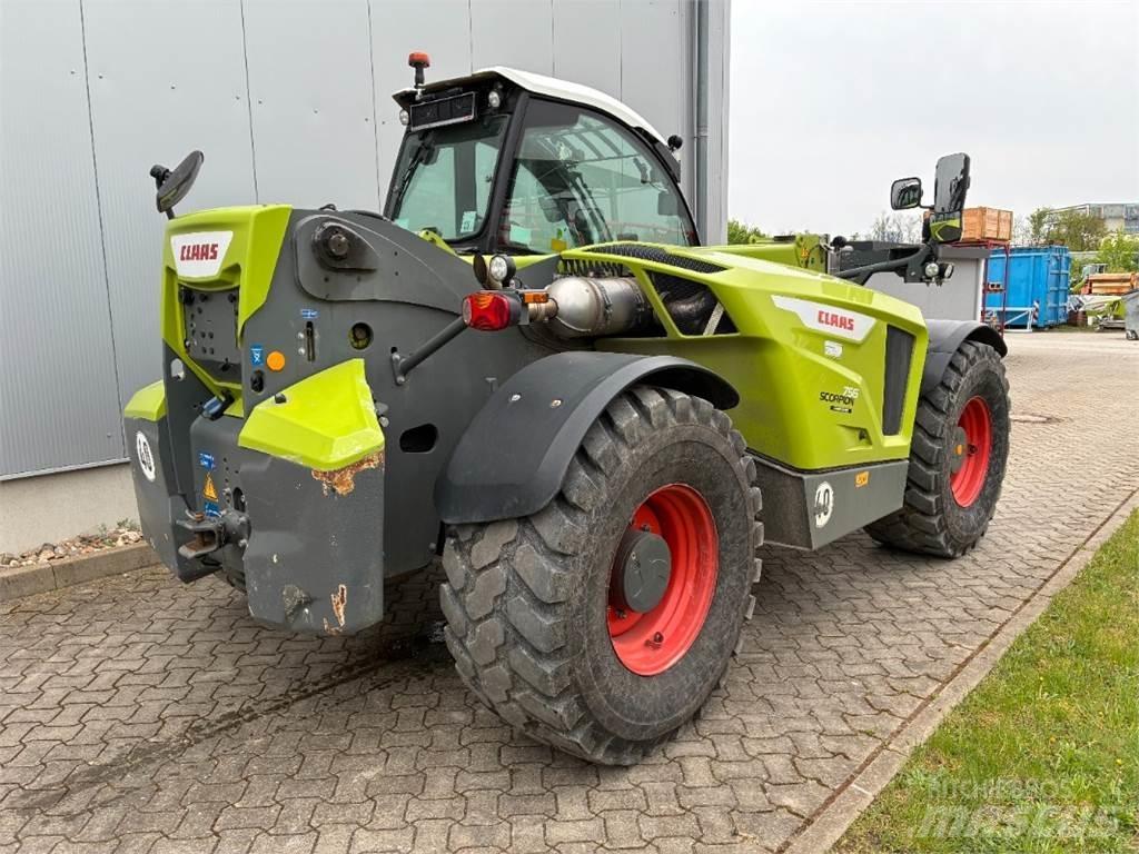 CLAAS Scorpion 756 مناولات متداخلة