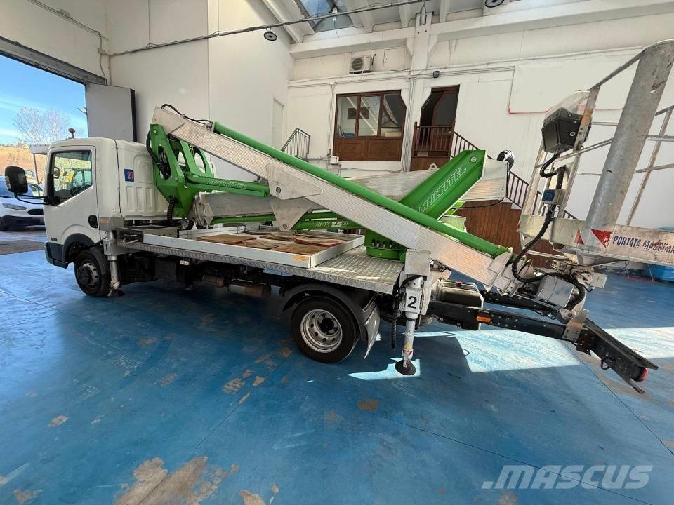 Multitel MX 250 المنصات الهوائية المثبتة على شاحنة