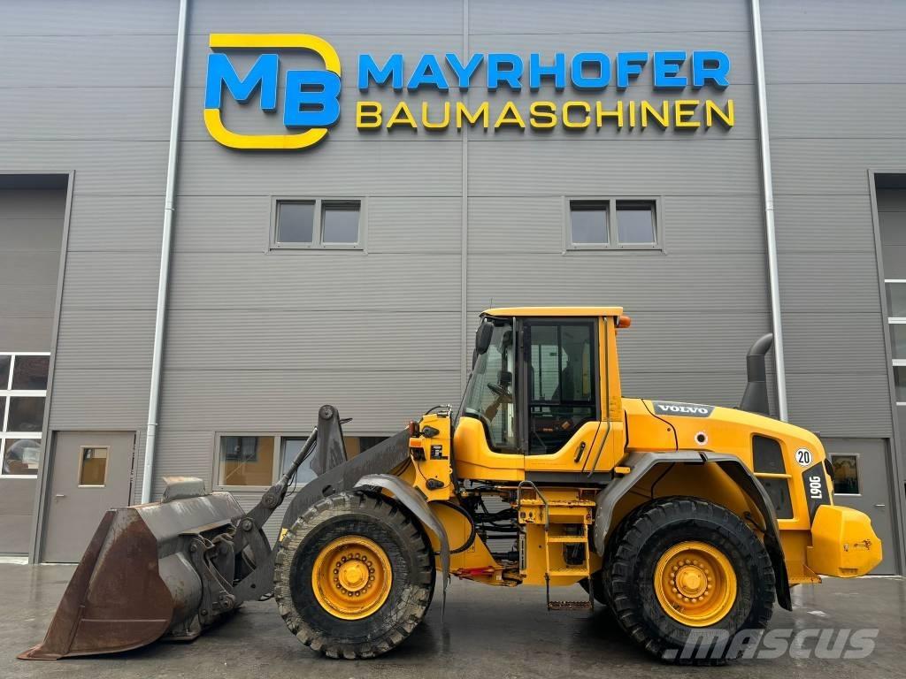 Volvo L 90 G لوادر بعجل