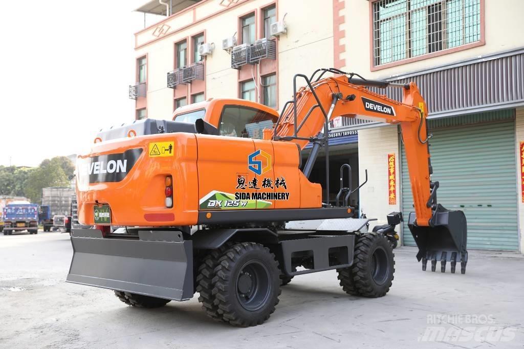 Develon DX125W حفارات بعجل