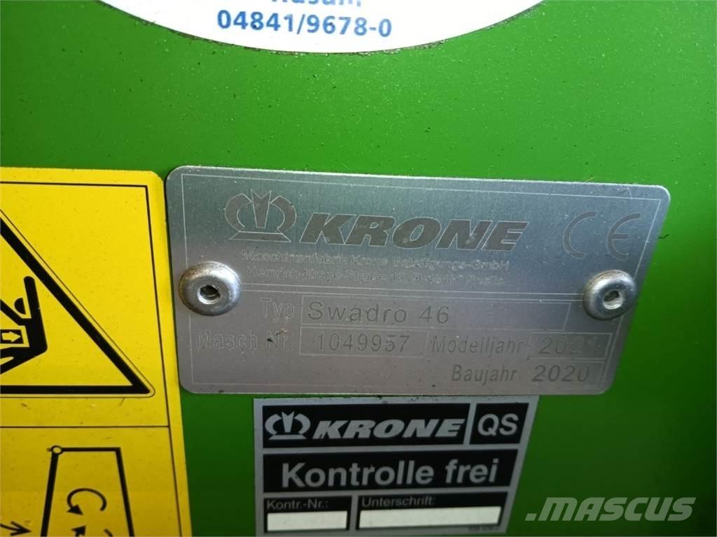 Krone Swadro 46 معدات حصد