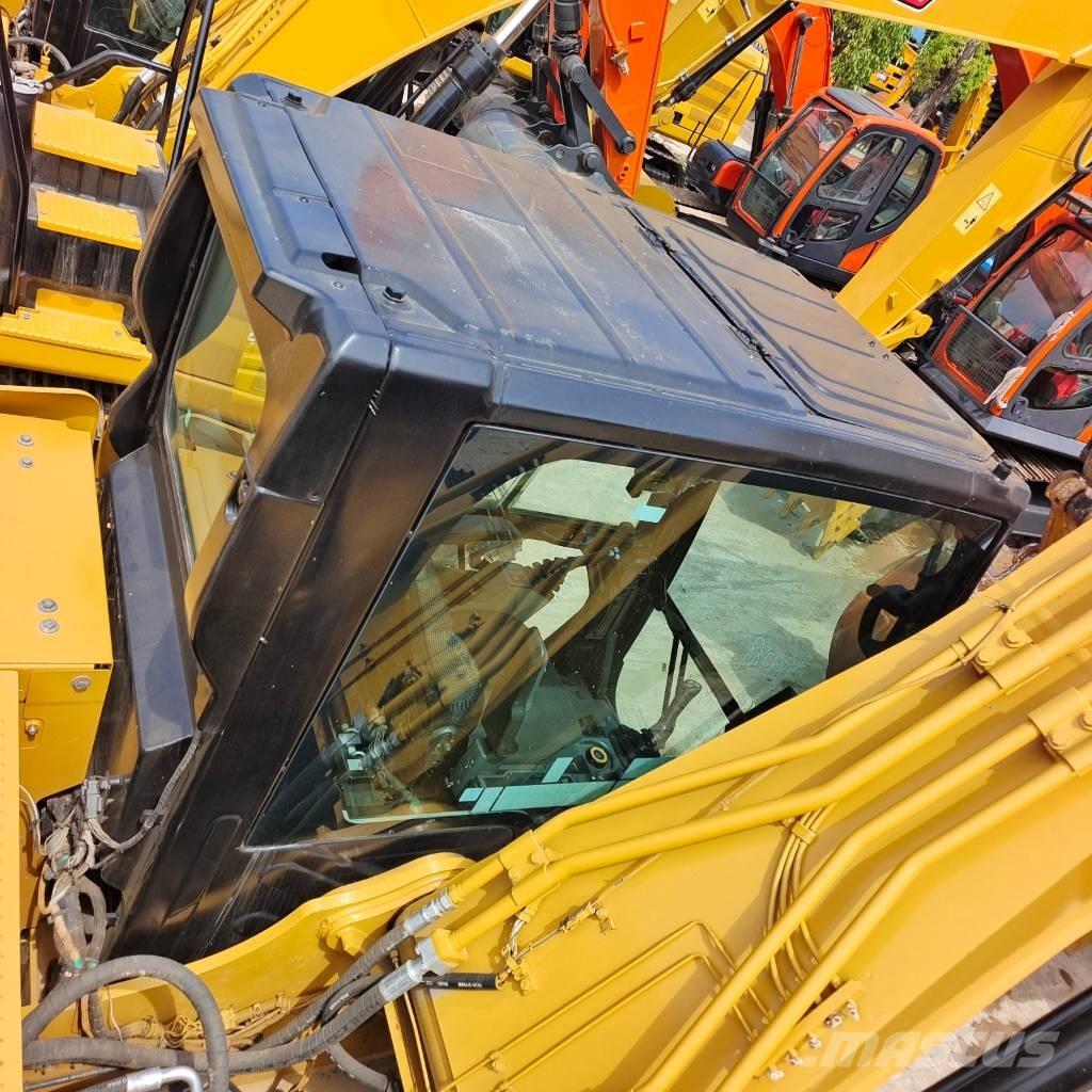 CAT 320 GC حفارات زحافة