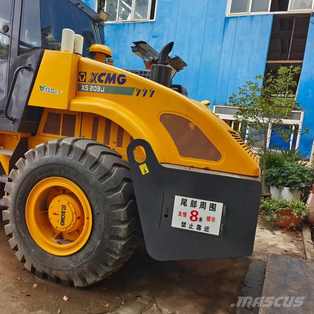 XCMG XS 223 J مداحل أحادية الأسطوانة