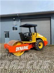 Dynapac CA 152 D مداحل ثنائية الاسطوانة