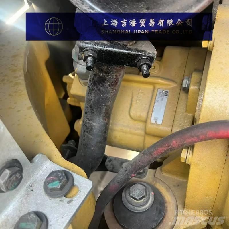 CAT 303.5 E حفارات صغيرة أقل من 7 طن (حفارات صغيرة)