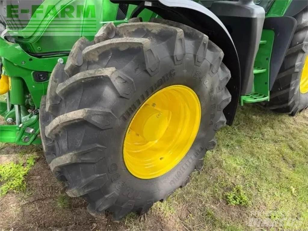 John Deere 6r130 الجرارات