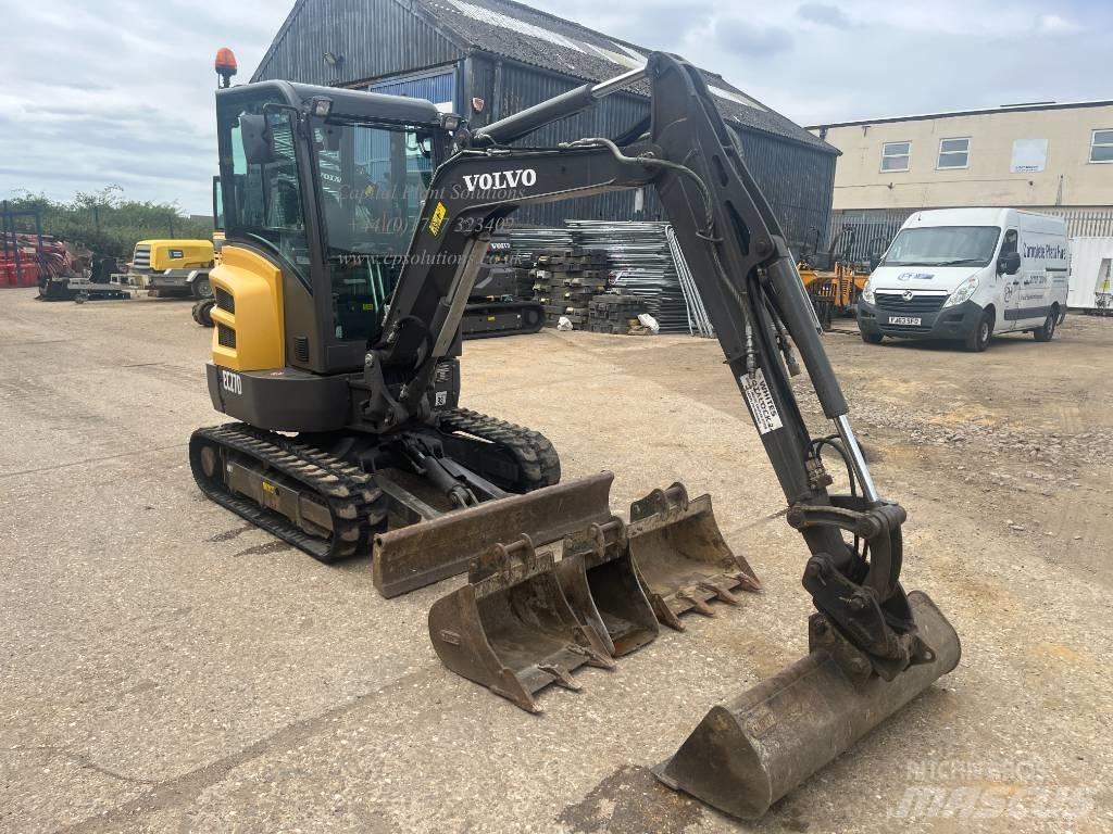 Volvo EC 27 D حفارات صغيرة أقل من 7 طن (حفارات صغيرة)