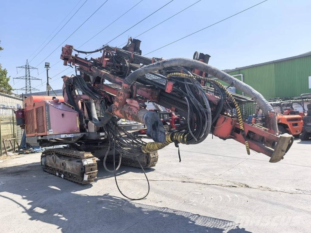 Sandvik DX 800 معدات الثقب السطحي