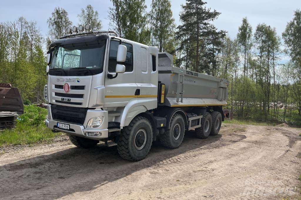 Tatra Tatra T 158/1 شاحنات قلابة