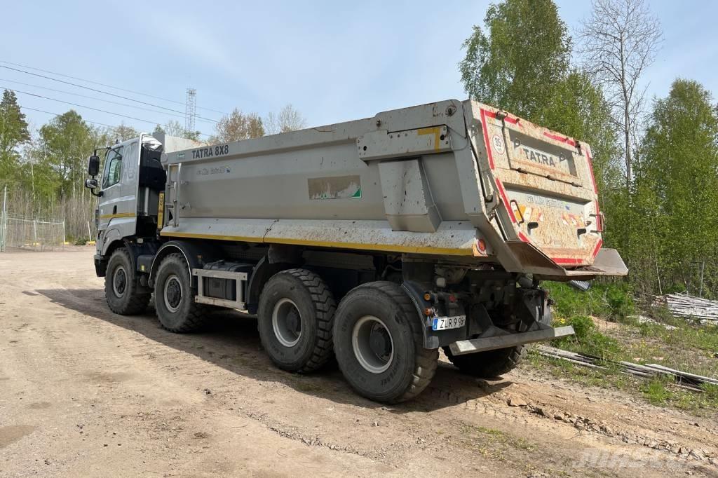 Tatra Tatra T 158/1 شاحنات قلابة