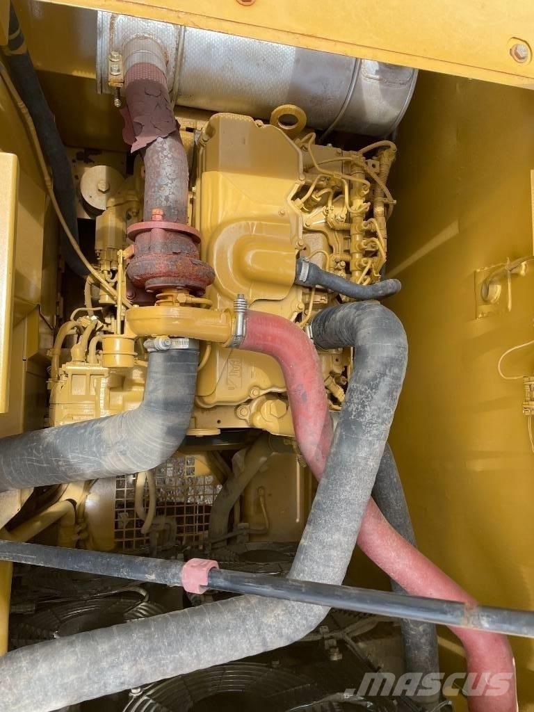 CAT 320 GC حفارات وسط 7 طن - 12 طن