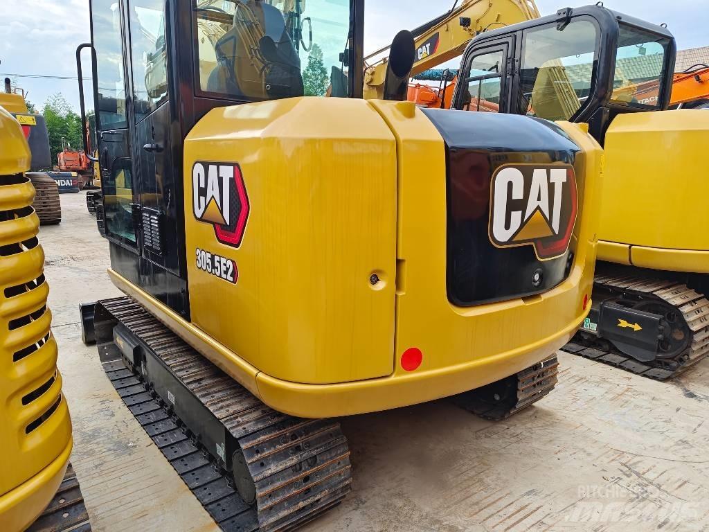 CAT 305.5 E2 حفارات صغيرة أقل من 7 طن (حفارات صغيرة)