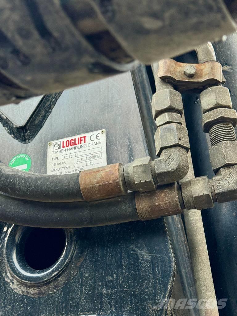 Loglift 118 S رافعات أشجار