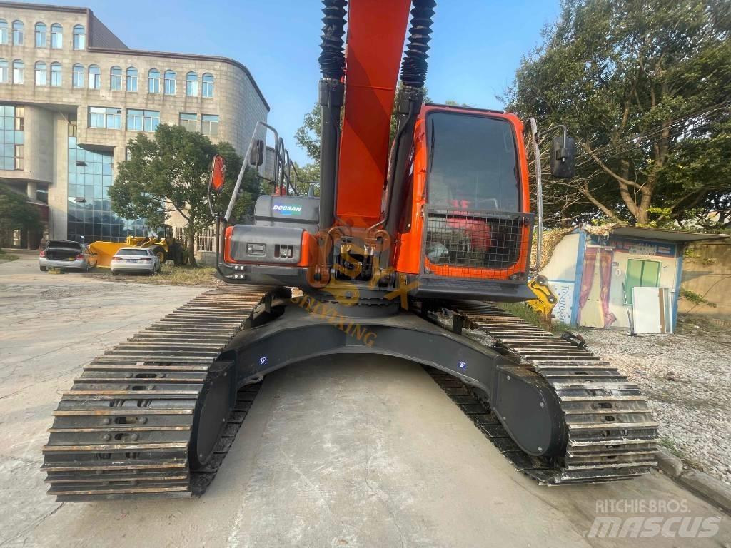 Doosan DX 300 حفارات زحافة
