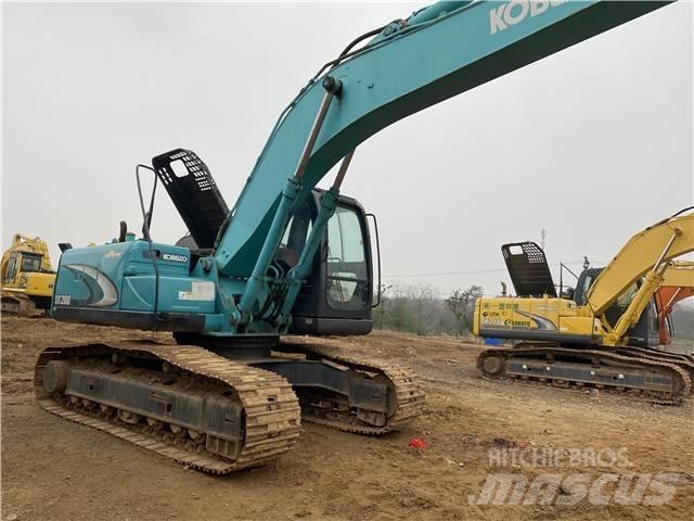 Kobelco SK200 حفارات زحافة