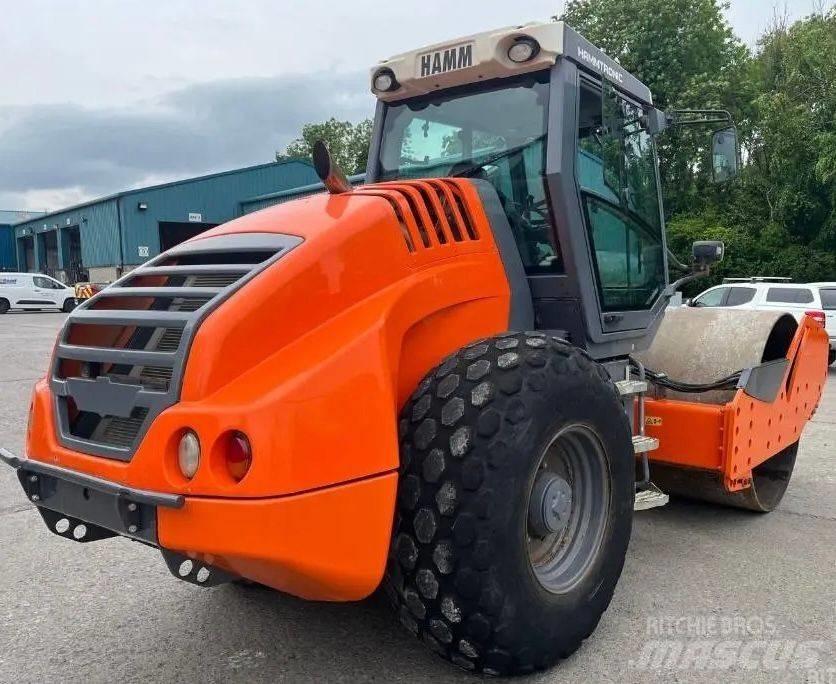 Hamm H11 i x مداحل أحادية الأسطوانة
