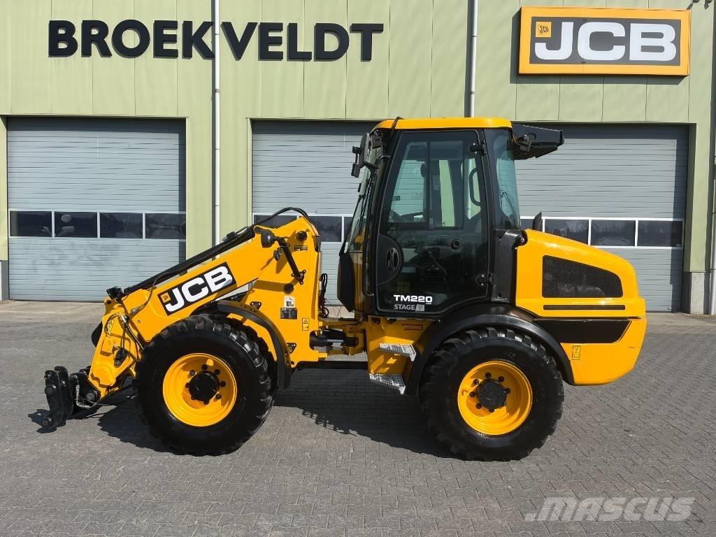 JCB TM 220 معدات مناولة لأغراض الزراعة