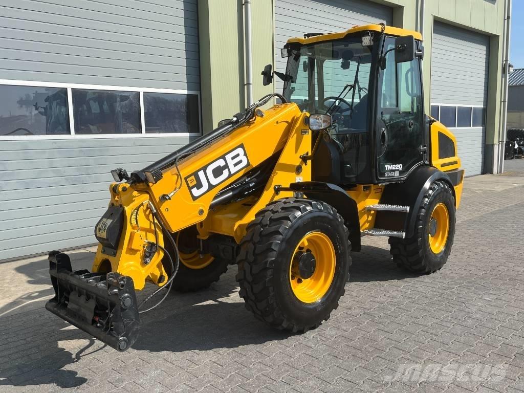 JCB TM 220 معدات مناولة لأغراض الزراعة