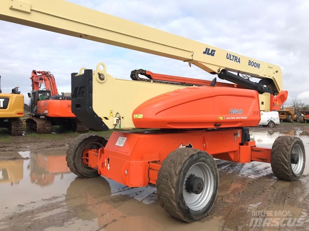 JLG 1250 AJP رافعات سلة مفصلية