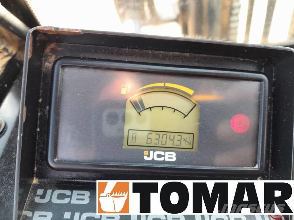 JCB 930-4 شاحنات الطرق الوعرة