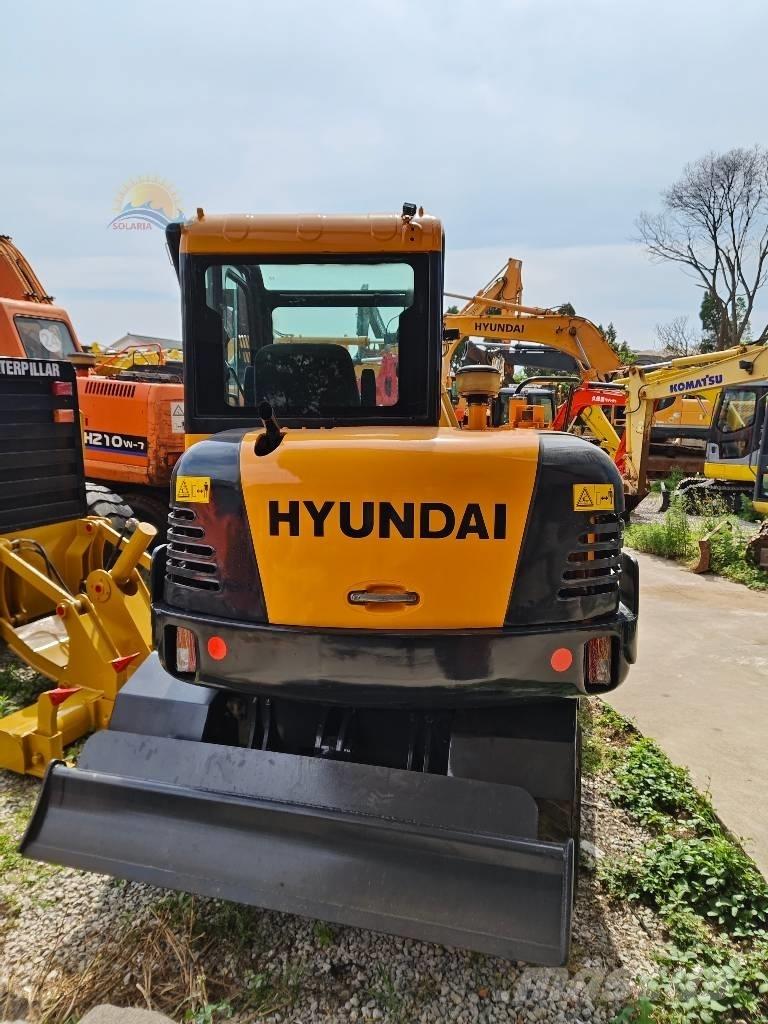 Hyundai Robex 60 W حفارات بعجل