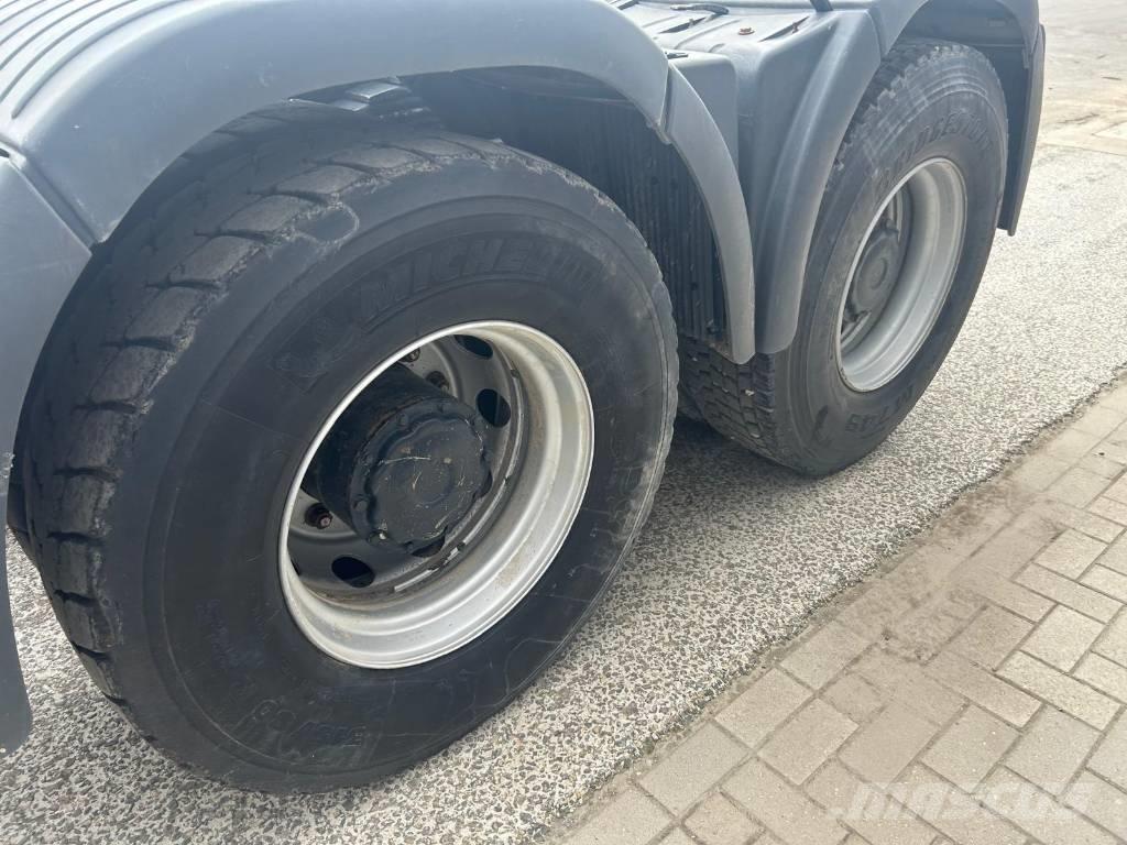 MAN TGA 33.460 FDS وحدات الجر