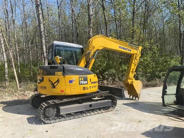Komatsu pc78us حفارات زحافة